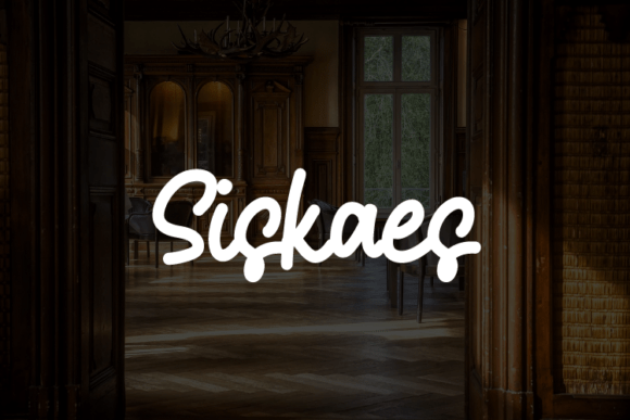 Siskaes: A Versatile Script Font for Editorial Design